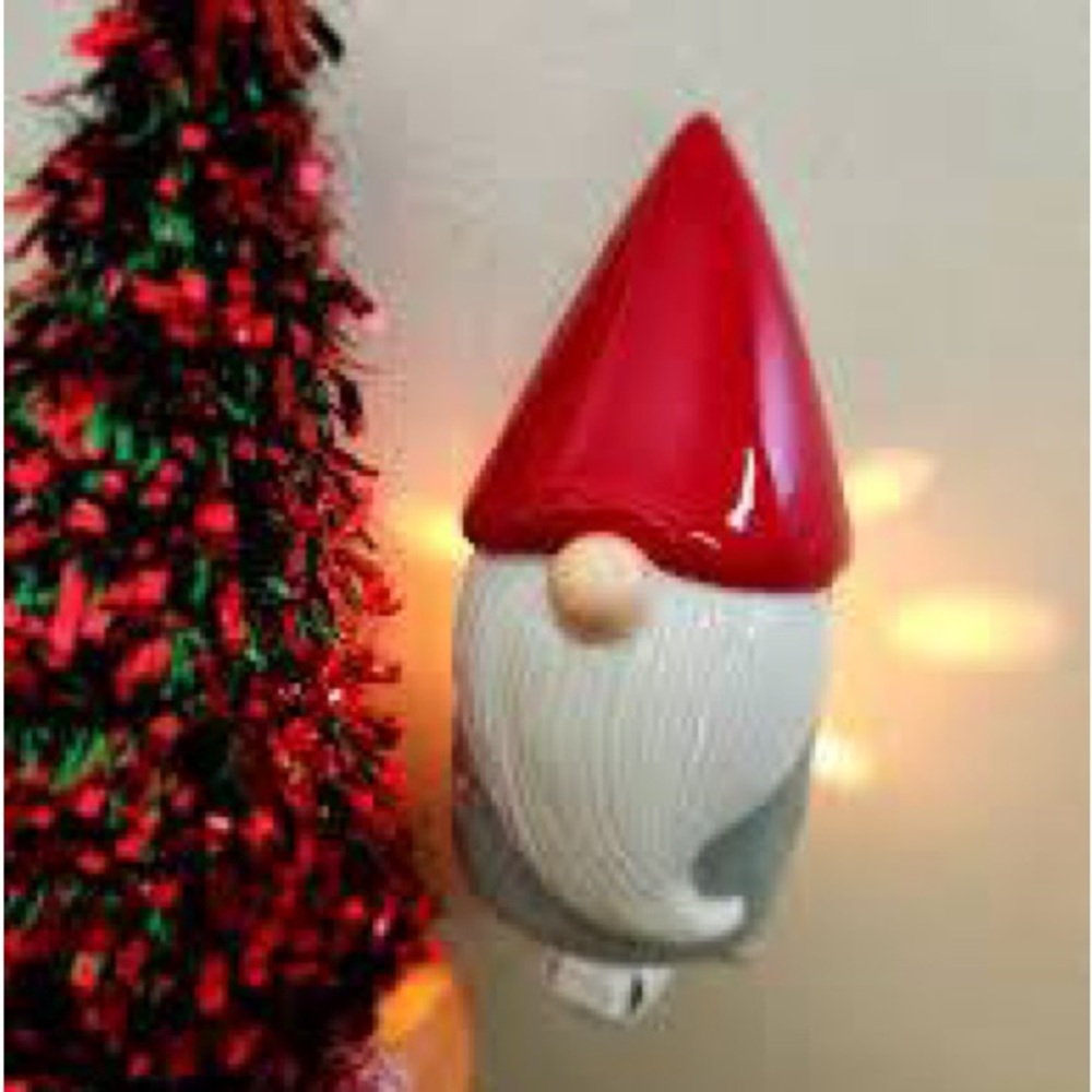 Scentsy Red and Gray Gnome Warmer